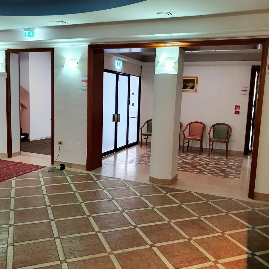 Massa Lombarda Hotel Perla מראה חיצוני תמונה