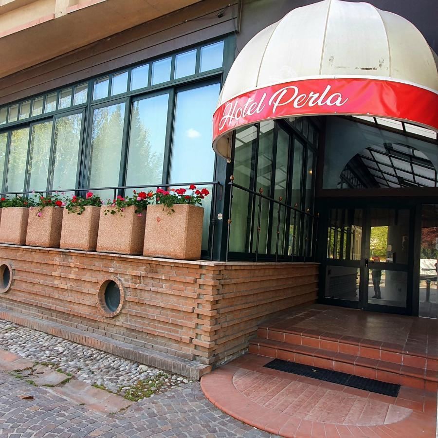 Massa Lombarda Hotel Perla מראה חיצוני תמונה