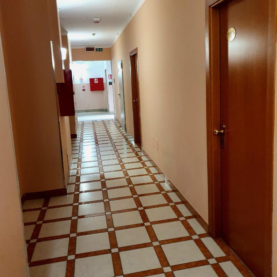 Massa Lombarda Hotel Perla מראה חיצוני תמונה