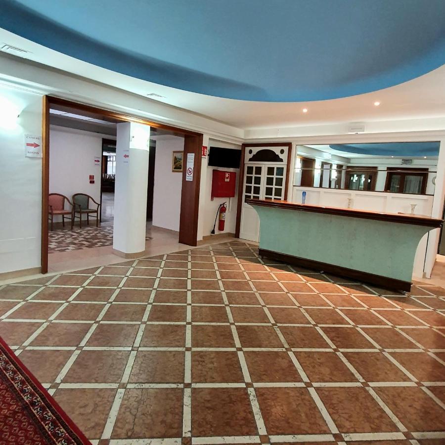 Massa Lombarda Hotel Perla מראה חיצוני תמונה