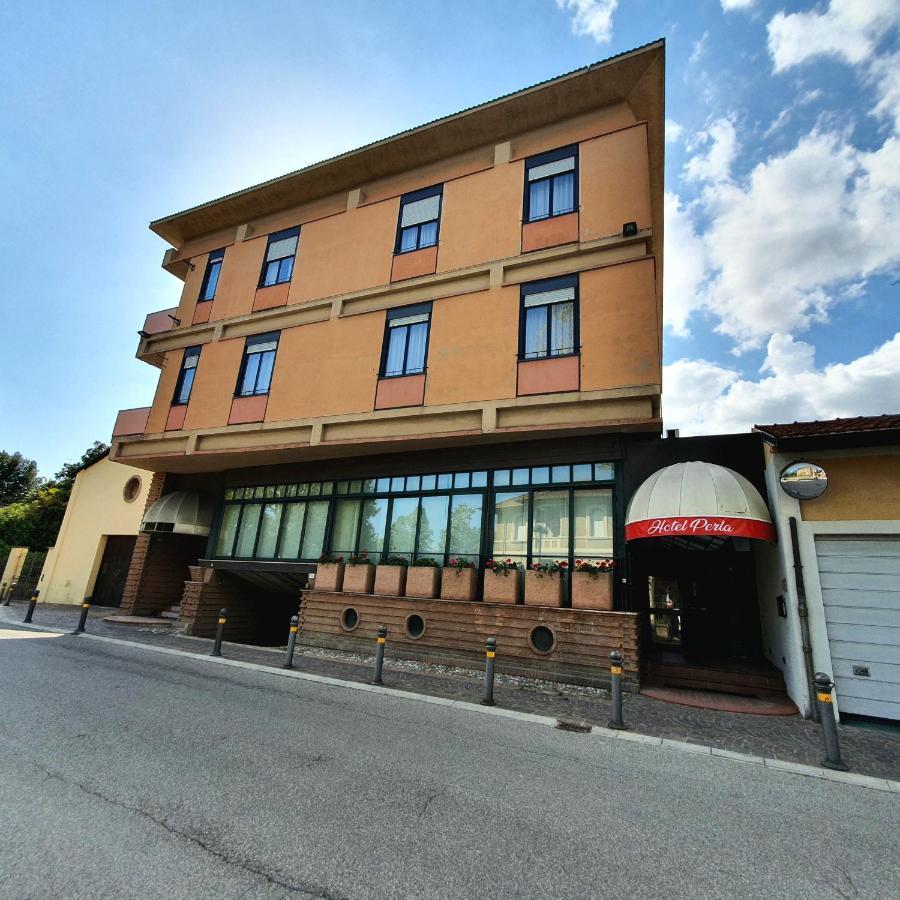 Massa Lombarda Hotel Perla מראה חיצוני תמונה
