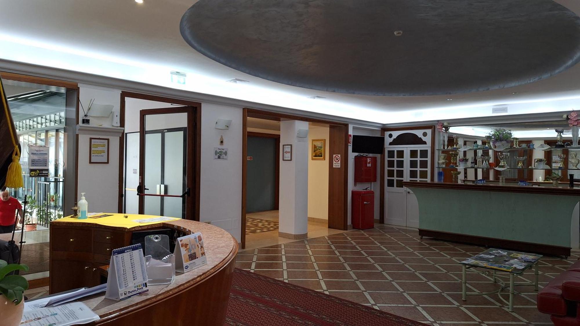 Massa Lombarda Hotel Perla מראה חיצוני תמונה